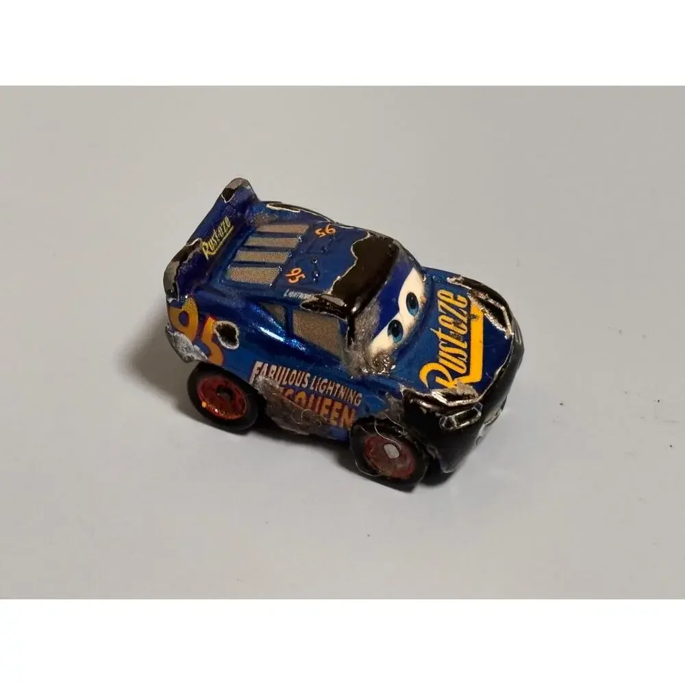 Disney Pixar Cars Mini Derby Racers Series 5 Rust-Eze Lighting McQueen Die-Cast